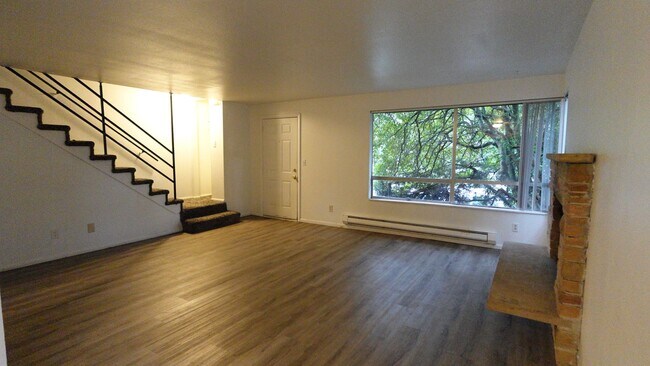 Photo - ar14000 Unit 14004