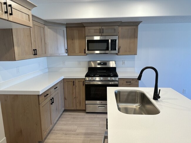 Photo - 1402 N Mdw Ln