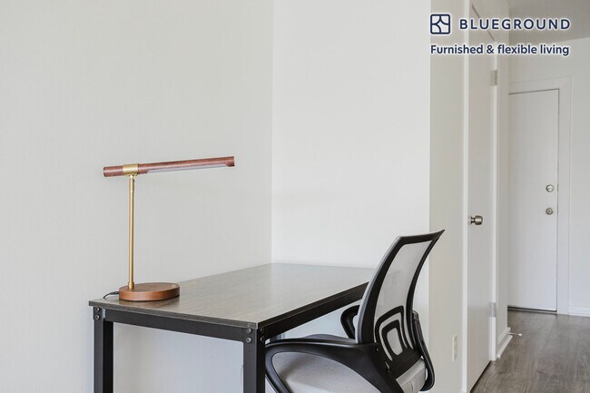 Photo - 5805 W 8th St Unit FL2-ID1229