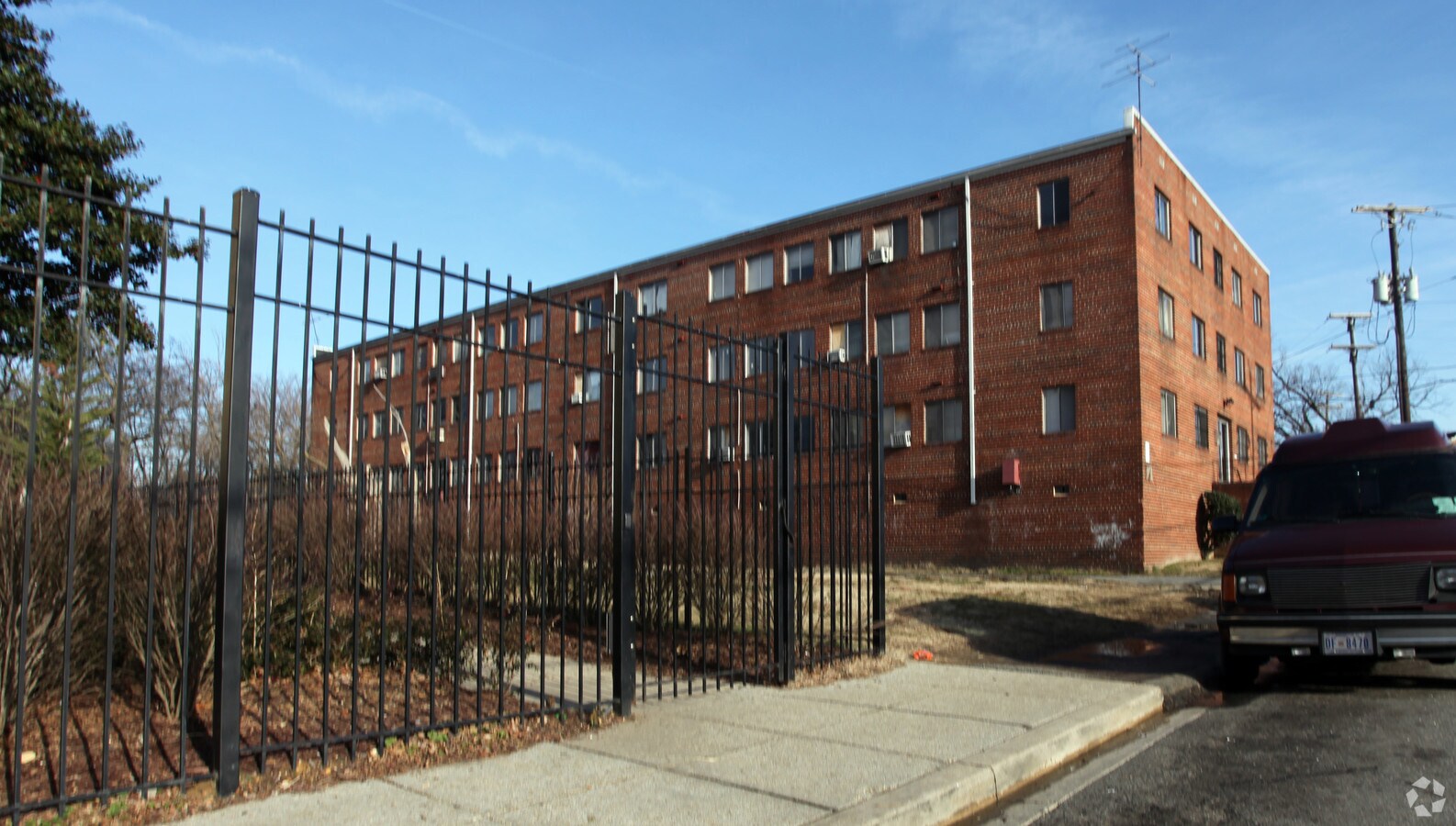 2913 Knox Pl SE - 2913 Knox Pl SE