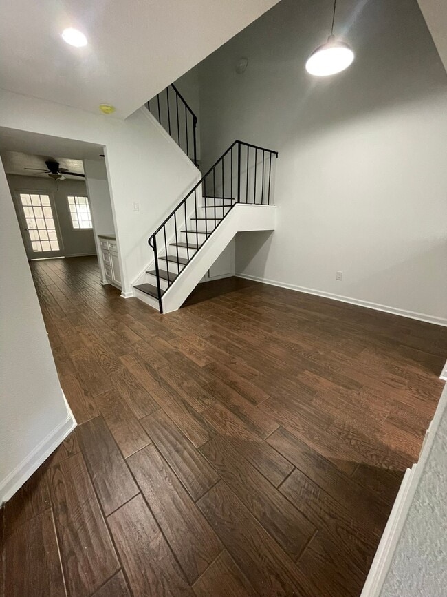 Photo - 5005 Georgi Ln Unit 137