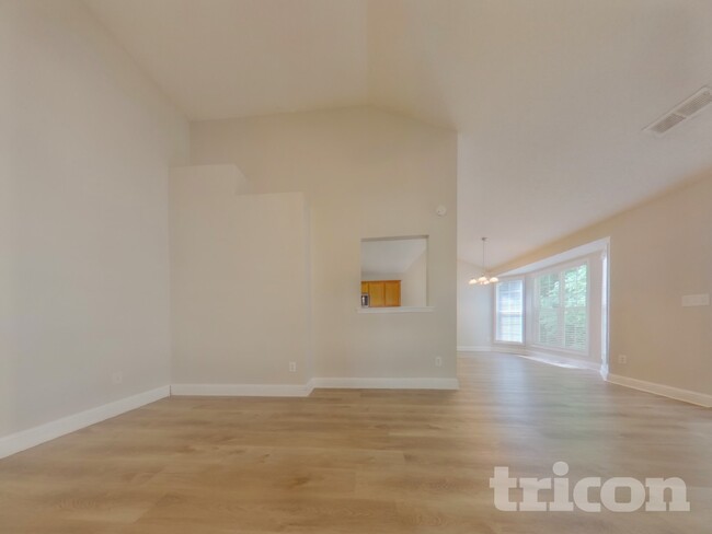 Photo - 349 Morning Star Dr