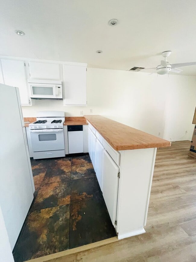 Photo - Casa Marina Townhouse 2 Bedrooms, 2.5 Bathrooms