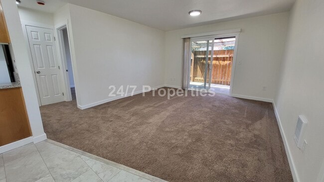 Photo - 39470 Gary St Unit 9