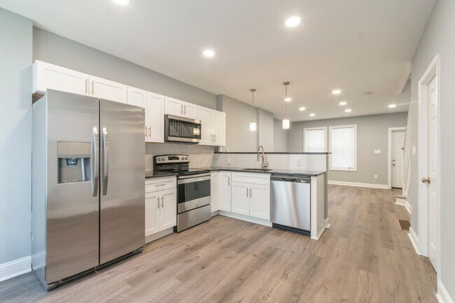 Photo - Gorgeous ~ Spacious ~ Brand New 3 Bedroom ...