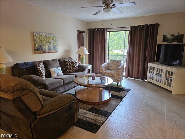 Photo - 9950 Sailview Ct Unidad 2 B-1