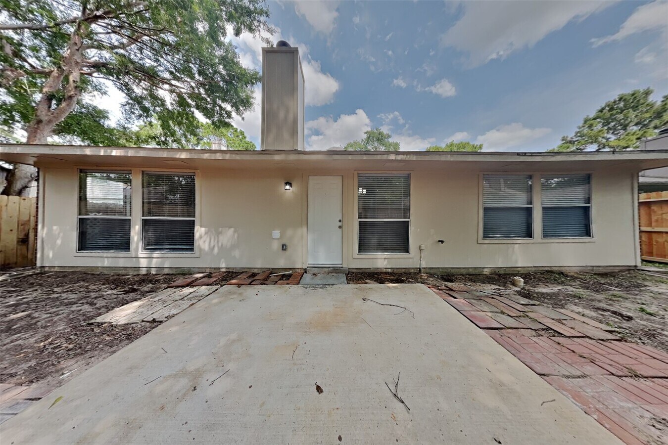 Photo - 14515 Enola Dr