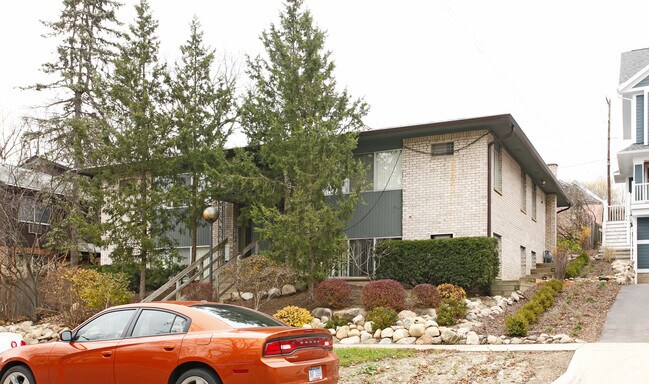 Ashley Manor - Ashley Manor Apartments