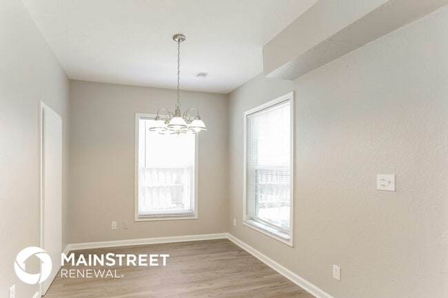 Photo - 2900 Freemont Terrace S