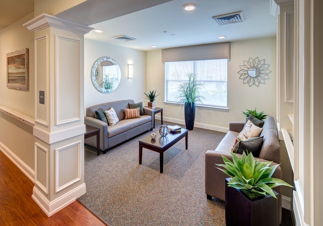 Heritage Village at Oakhurst (55+)