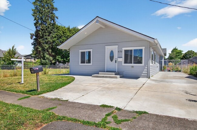Building Photo - Remodeled open concept home with shop!