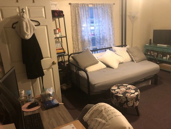 Photo - 65 Anderson St