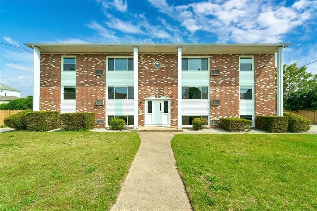 Building Photo - 46 Carman St Unit 4 Rental