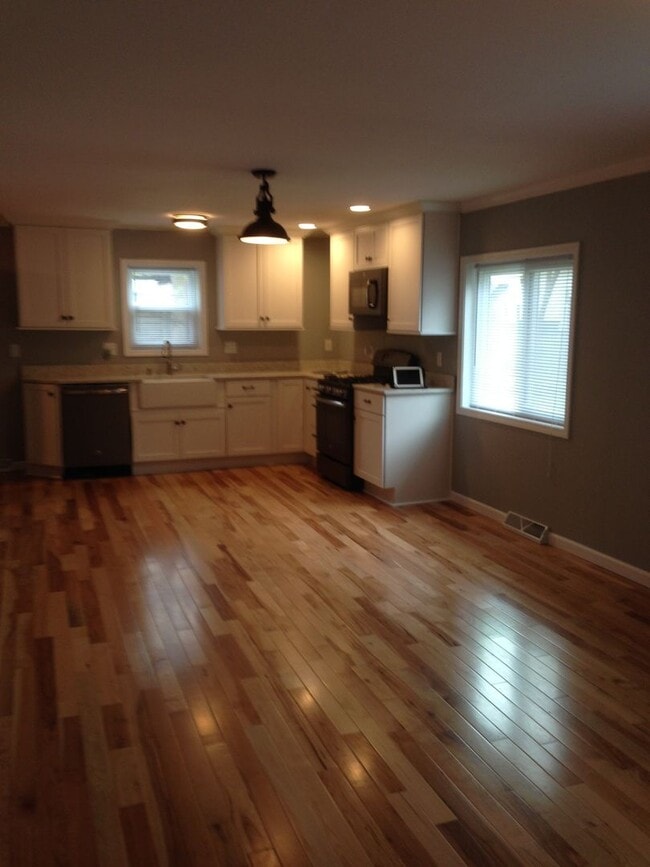 Photo - 717 E Pearson St Unit LABS 717 E Pearson St - 53465931132