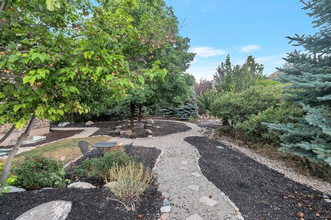 Photo - Suncrest — Stunning 4 Bed, 4 Bath Home - SPACIOUS LIVING