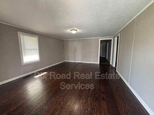 Photo - 1937 Pater Ave