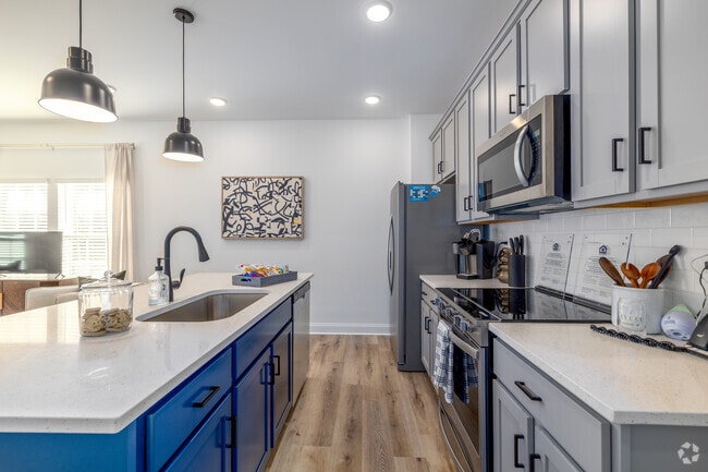 3BR, 2.5BA - 1,507SF - Laurel - Kitchen