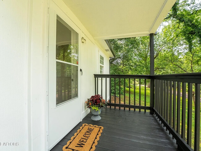 Photo - 502 Hayworth Dr