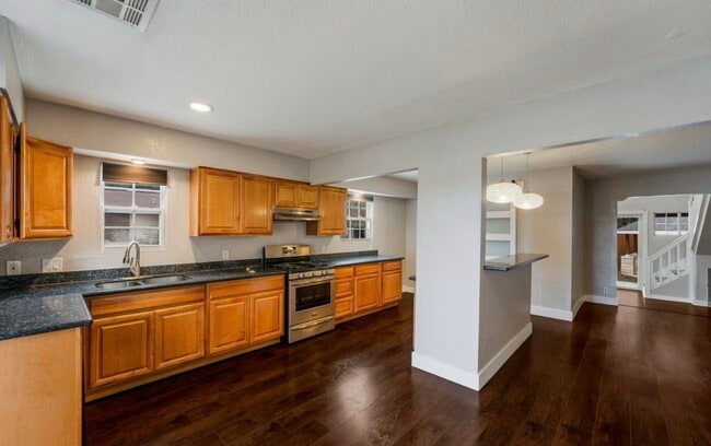 Photo - 5723 Bogart Dr