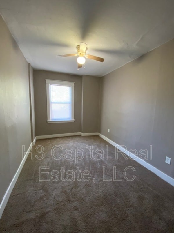 Photo - 2460 Benton St Unidad A