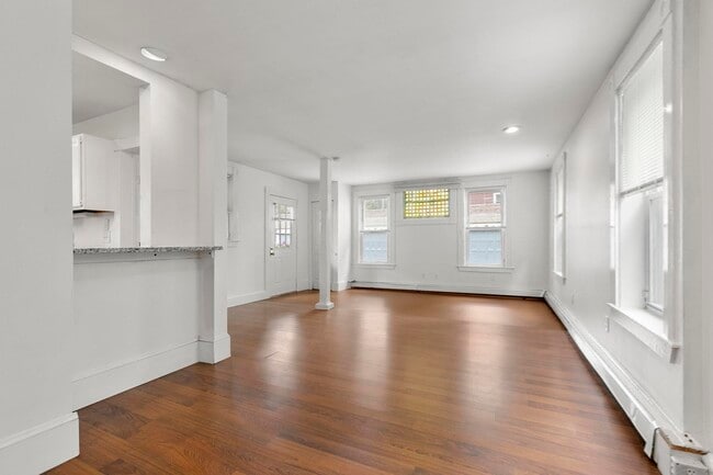 Photo - 27 Dix St Unit 1