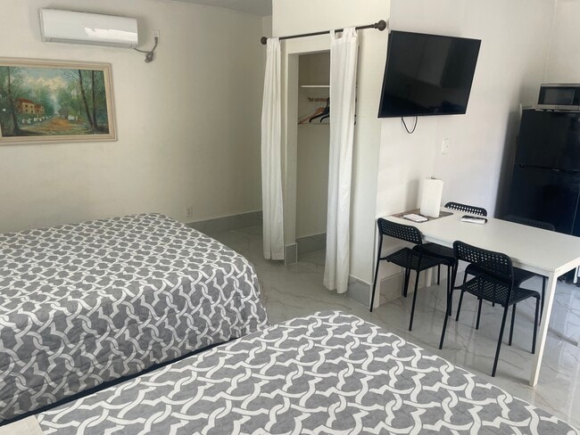 Photo - 12619 Emelita St Unit Geust House