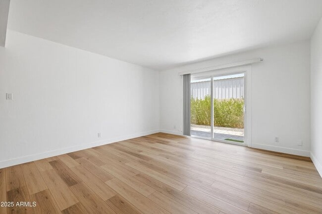 Photo - 2018 N 51st Way