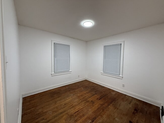 Photo - 103 Edwards St