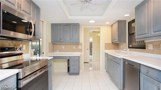 Building Photo - 319 Reynolds Ct Unit M12
