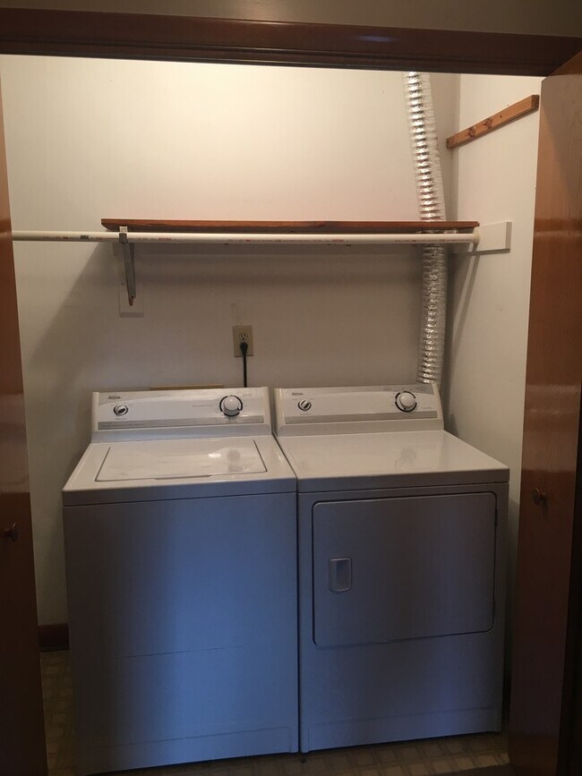 Townhome with Water View House Rental in Bridgeton, NC