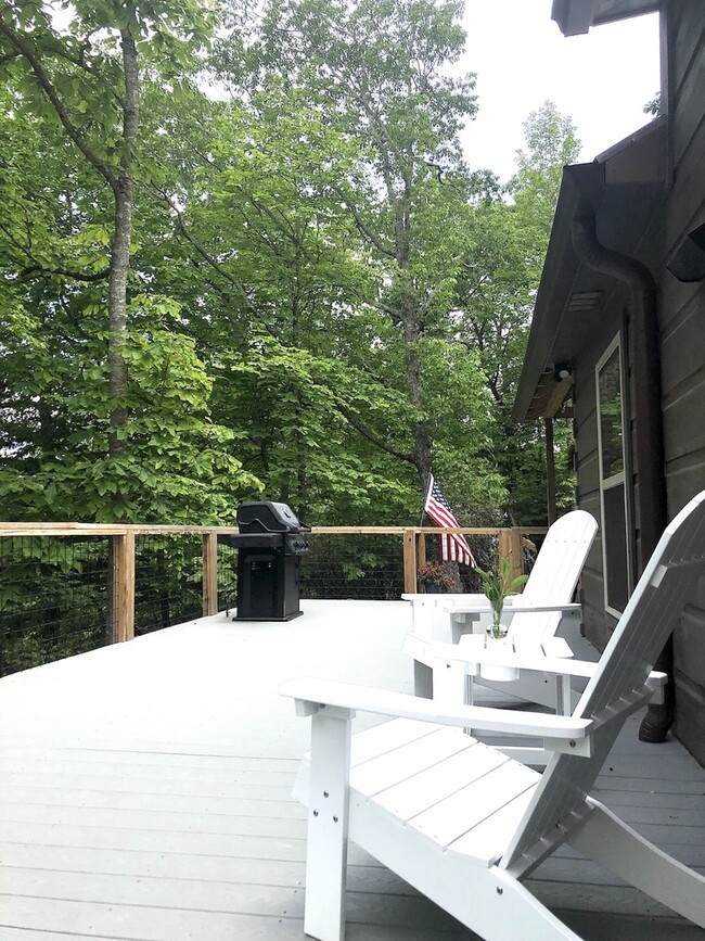 Photo - 1566 Old Mill Rd