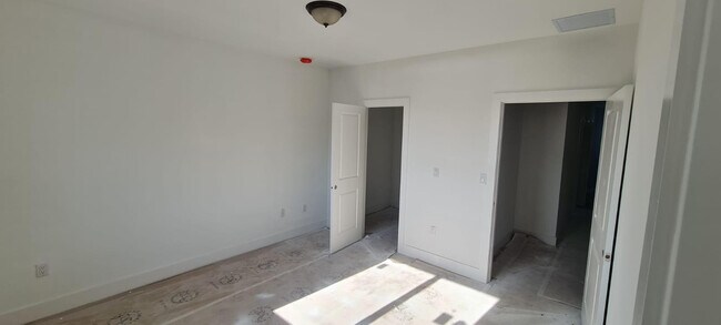 Photo - 2700 SW 90th Ave