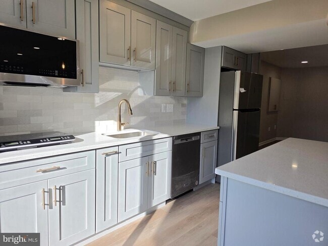 Building Photo - 3027 Landing Eagle Ct Rental