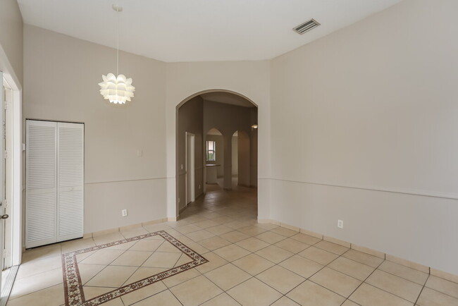 Photo - 5401 SW 132nd Terrace