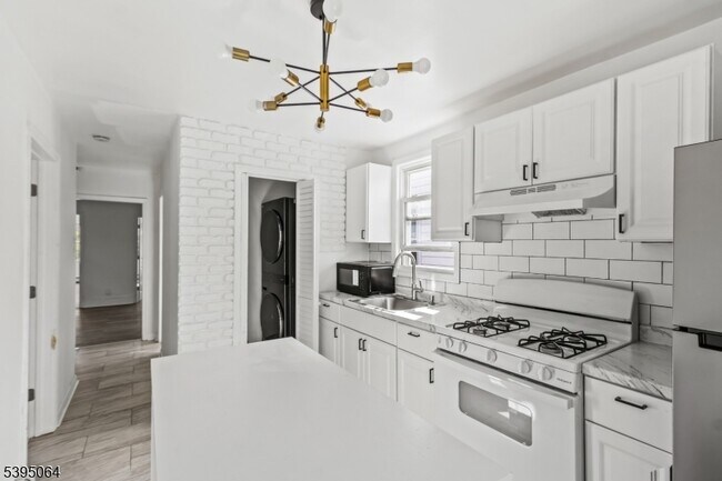 Photo - 205 N 16th St Unit 2