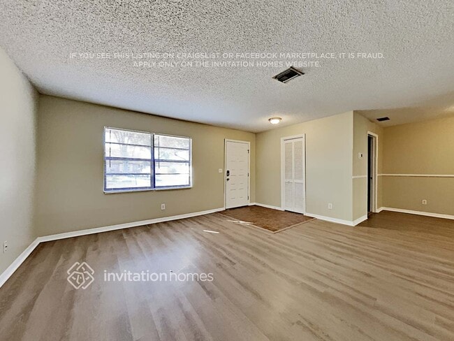 Photo - 13001 115th St