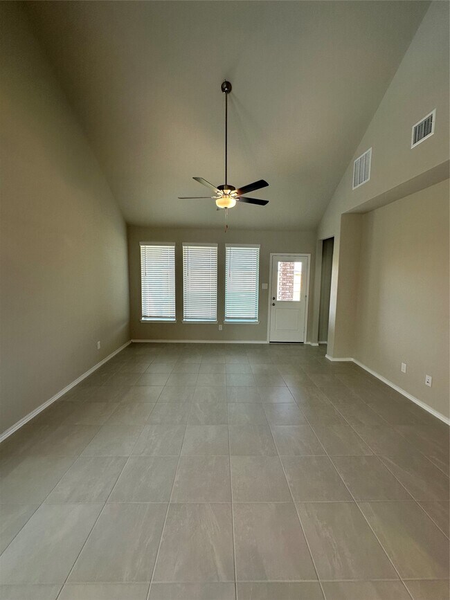 Photo - 26814 Chandrila Vis Ct