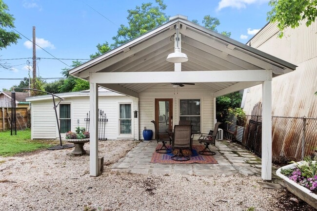 Building Photo - 3809 Billingsley St Rental