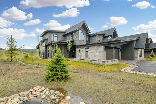 Luxury ski season rental is an entertainer... - Luxury ski season rental is an entertainer...