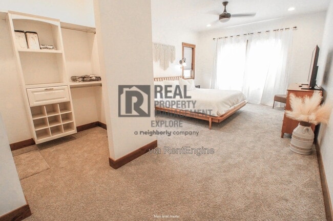 Photo - 1029 4th Ave W