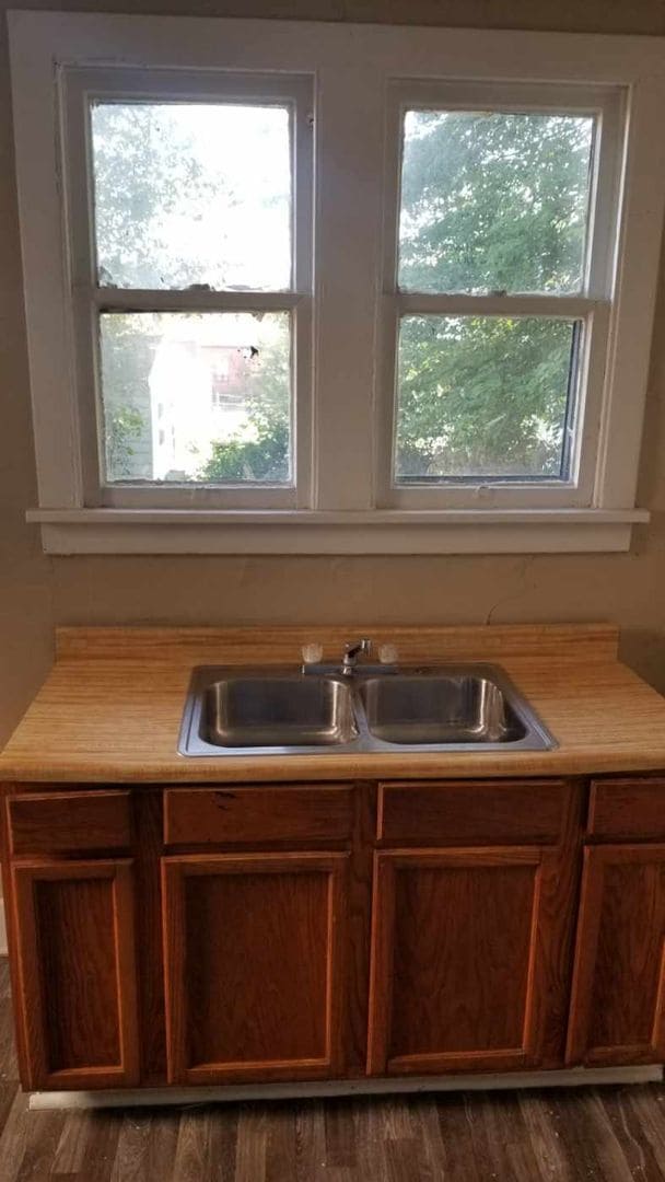 Photo - 705 French St