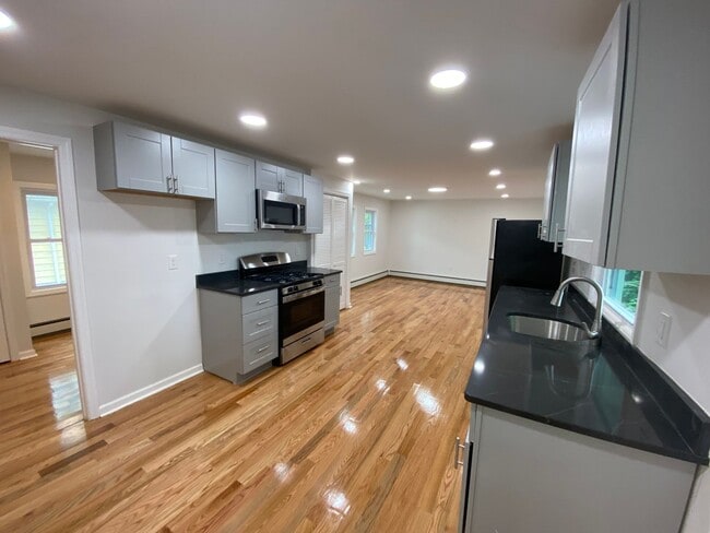 Photo - 215 Borden Ave Unit 2