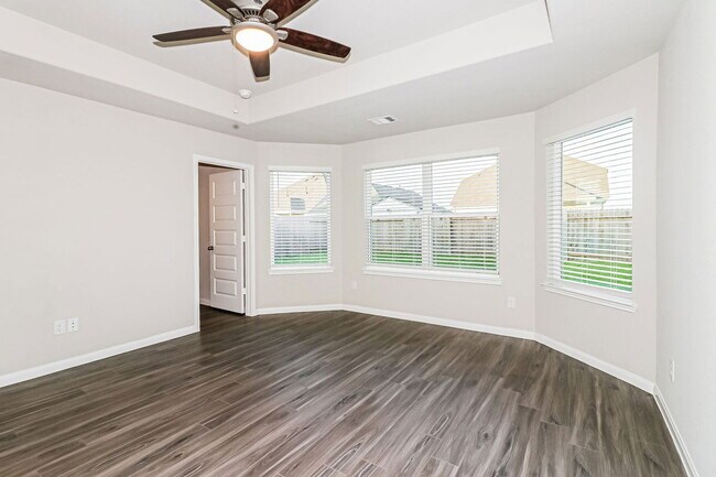 Photo - 5127 Shelby Katherine Dr