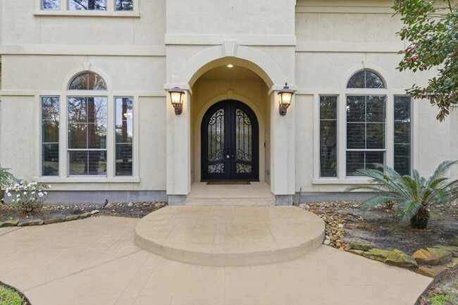 Photo - 30 N Palmiera Cir