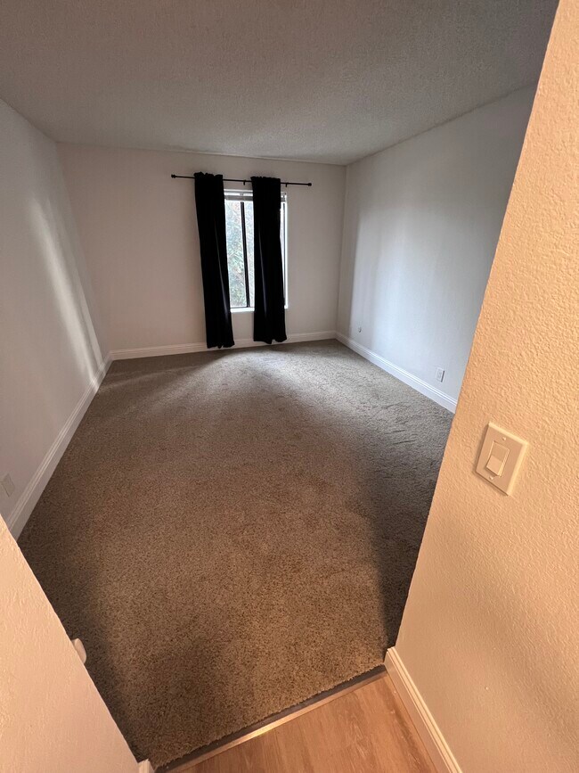 vista del dormitorio 2 - 2077 Washington Avenue