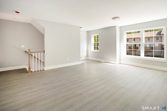 91 Taft Pointe Unit 9