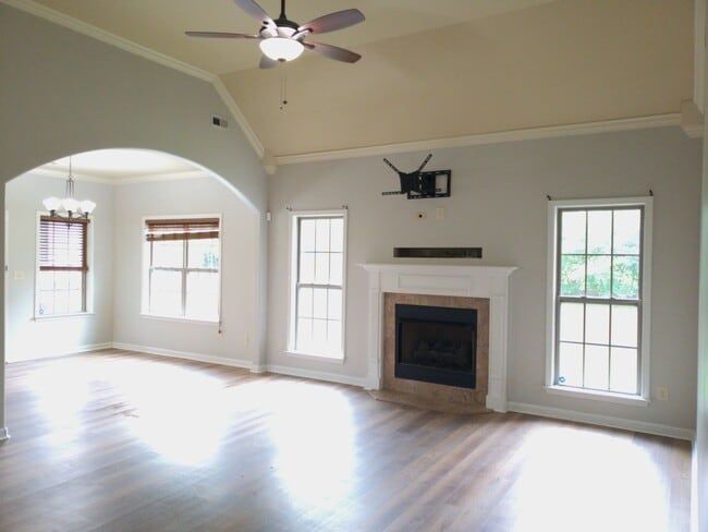 Photo - Beautiful Ranch in Fields of Northmeade! Minutes to Post!