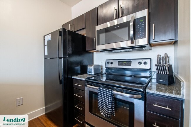 Photo - 1820 E Broad St Unidad 341.1407028