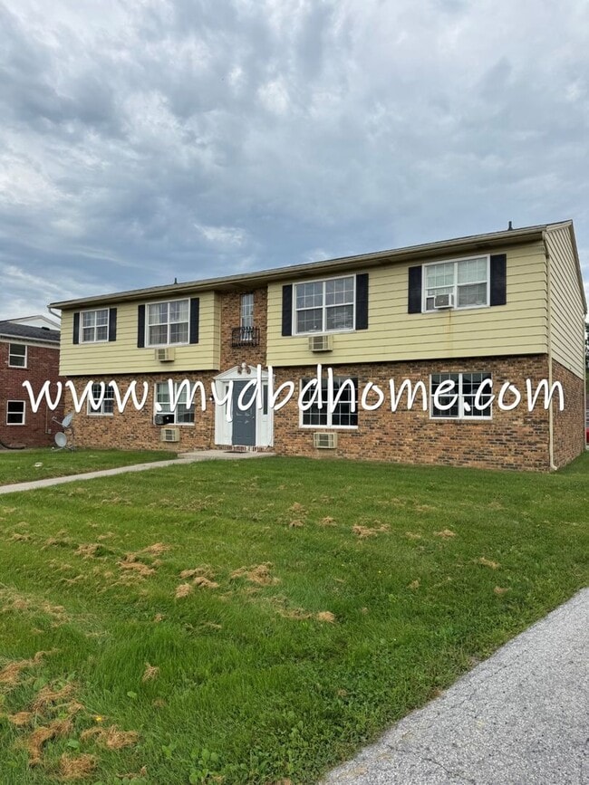 Building Photo - 4707 Furge Dr Unit 2
