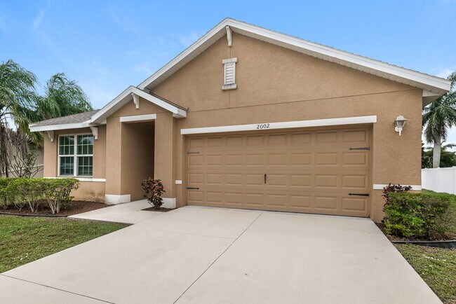 Photo - 2002 SE 12th St